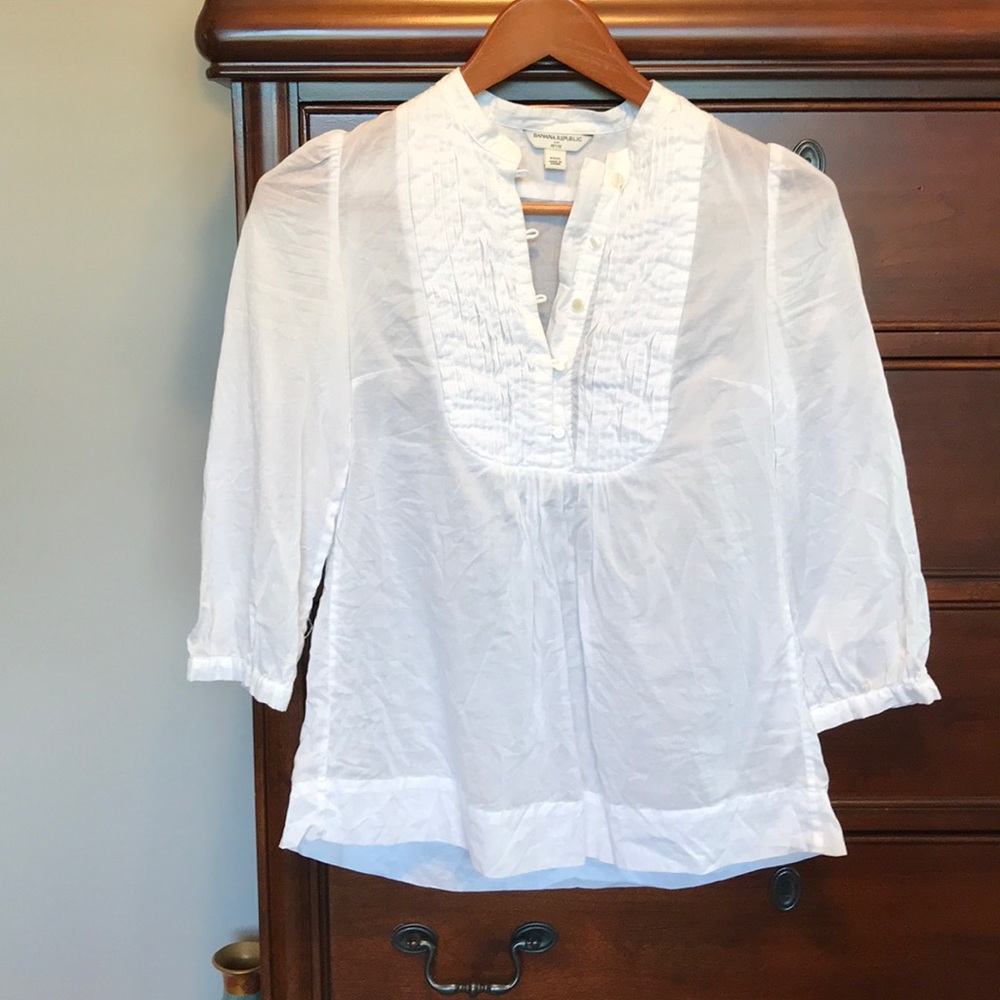Banana Republic 3/4 white sheer peasant top. PXXS